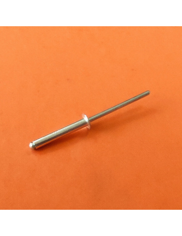 Trhacie nity (4 x 25mm štandard)